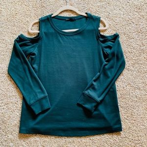 Gibson cold shoulder long sleeve